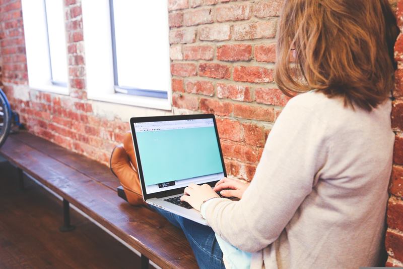 startupstockphotos-student-849828