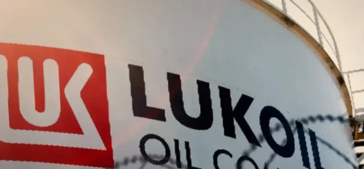 Lukoil blochează de statul român: ce se întâmplă cu proiectul Trident din Marea Neagră?